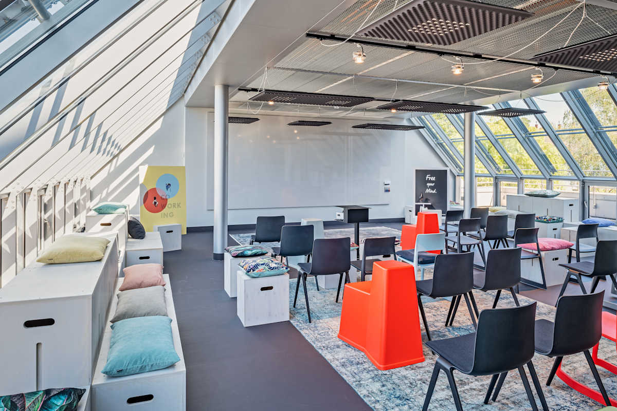 Design Offices Karlsruhe, Bahnhofplatz photo 8
