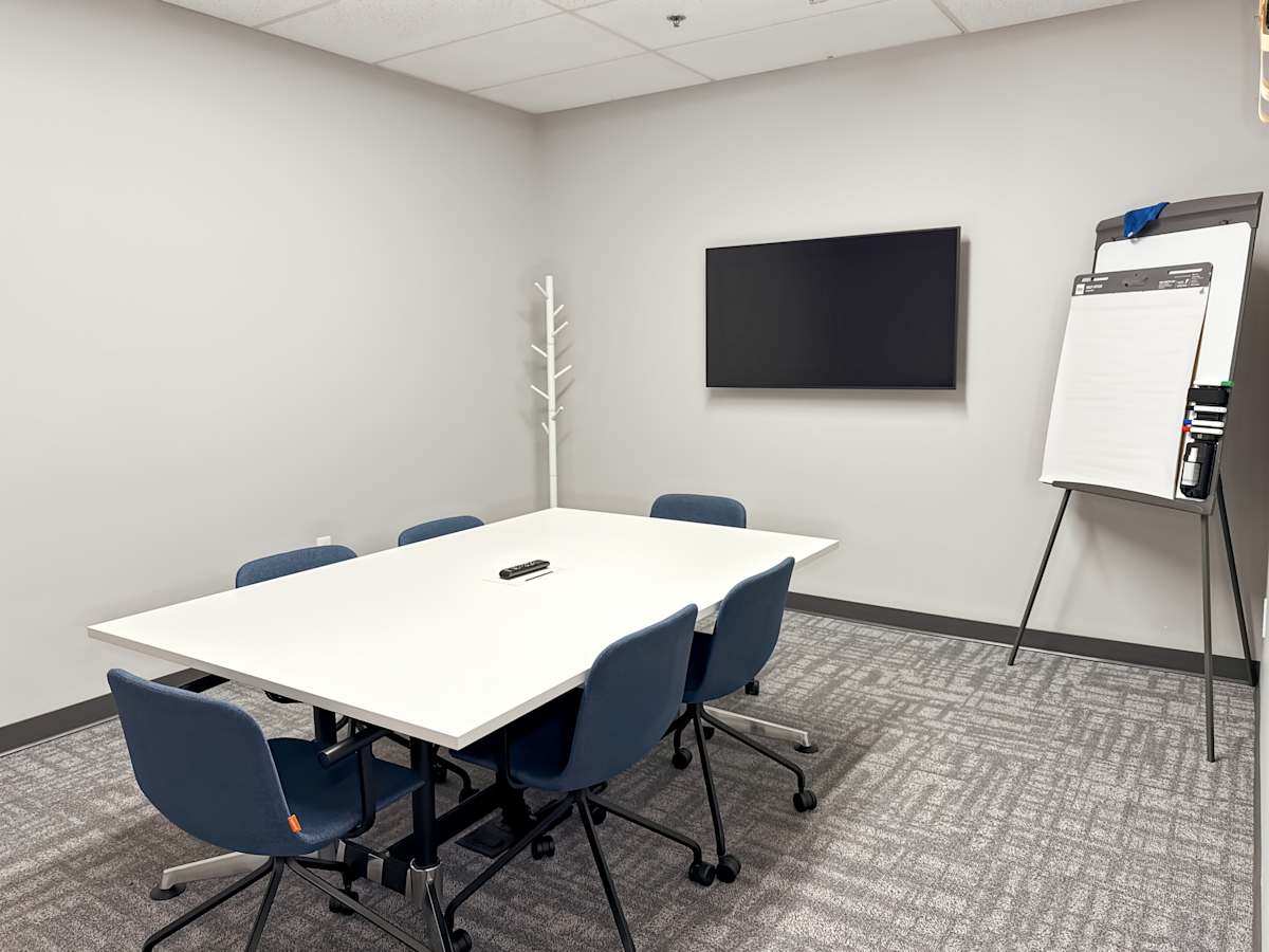 Honey Creek Corporate Center IV photo 3