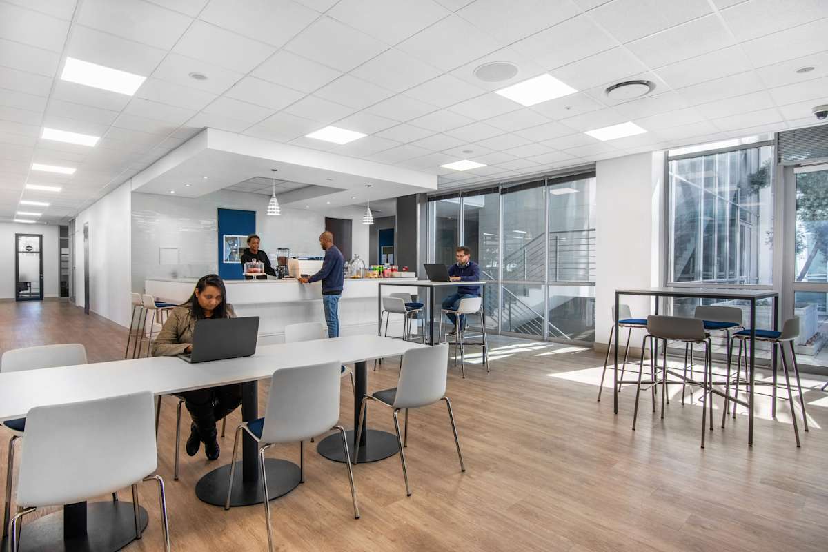 Regus - Design Quarter photo 6