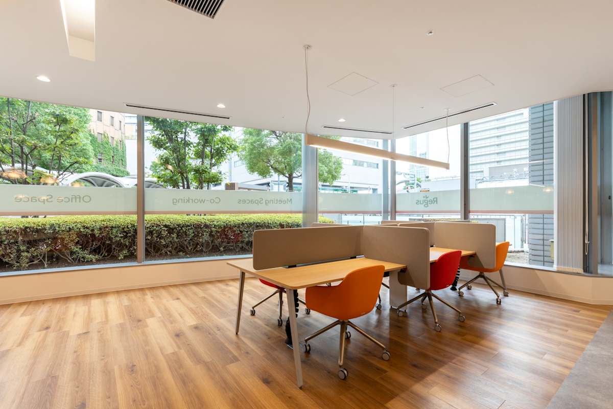 Regus - Umeda Square photo 4