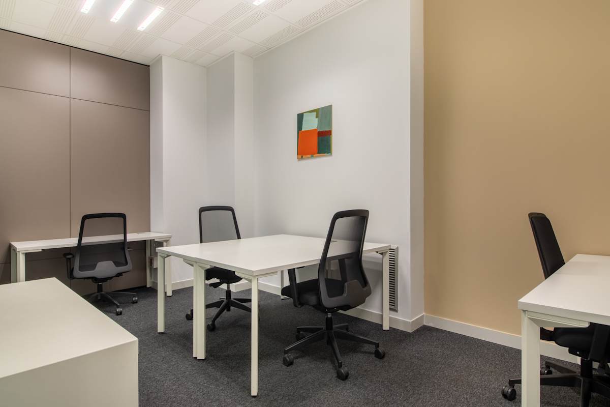 Regus - Valencia, Calle Las Barcas photo 7