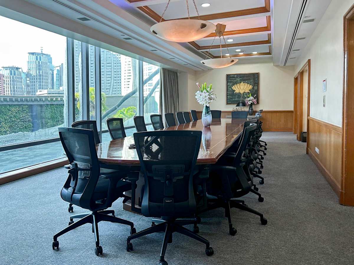Regus - Ascott Makati photo 10