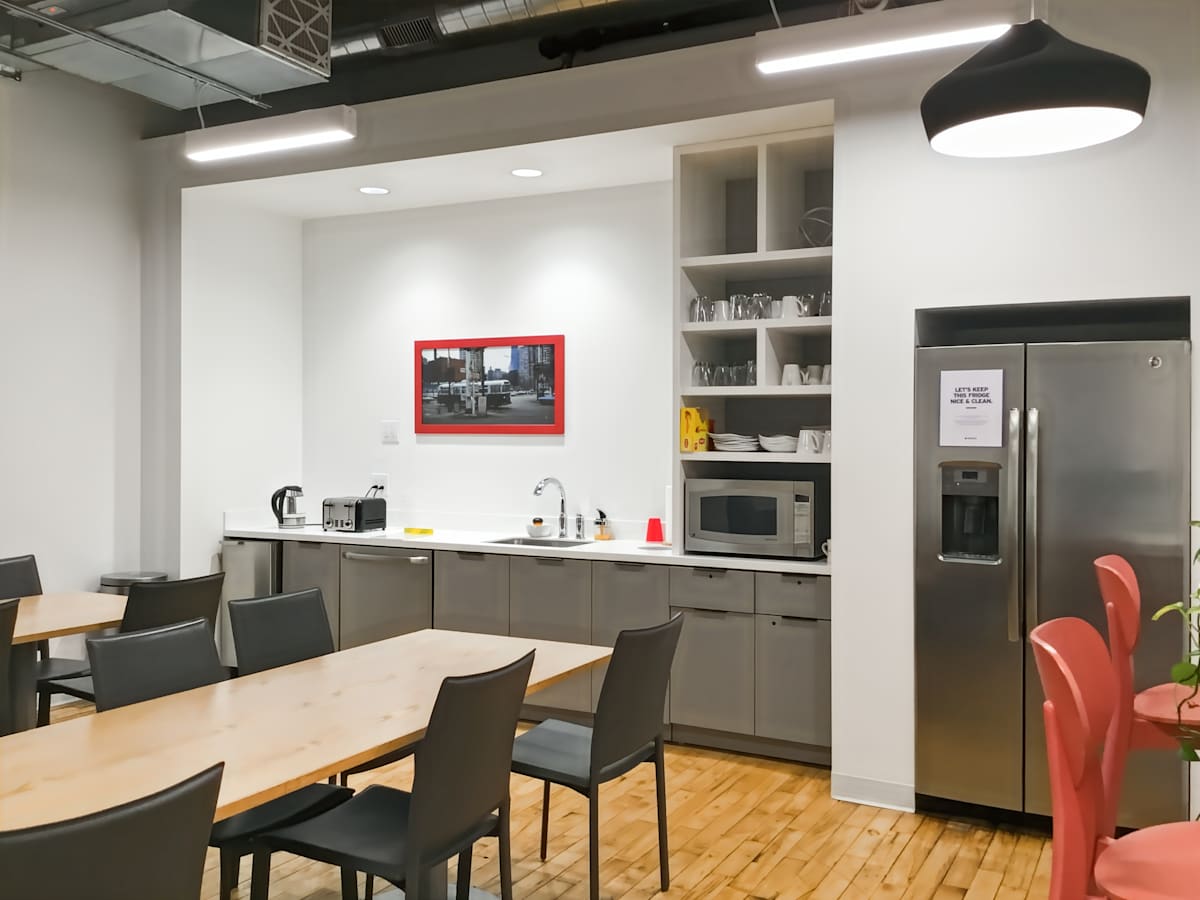 Spaces - 159 North Sangamon photo 6