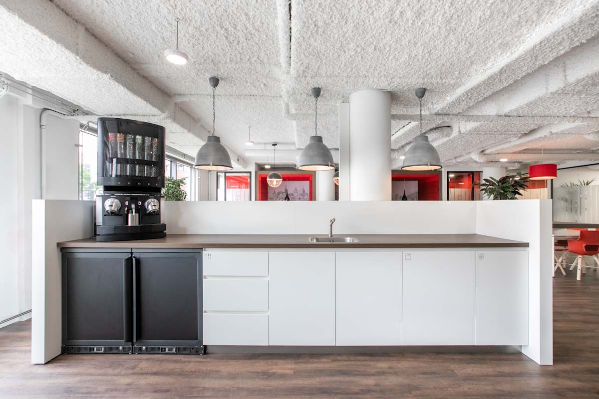 Regus Amersfoort Stationsplein photo 6