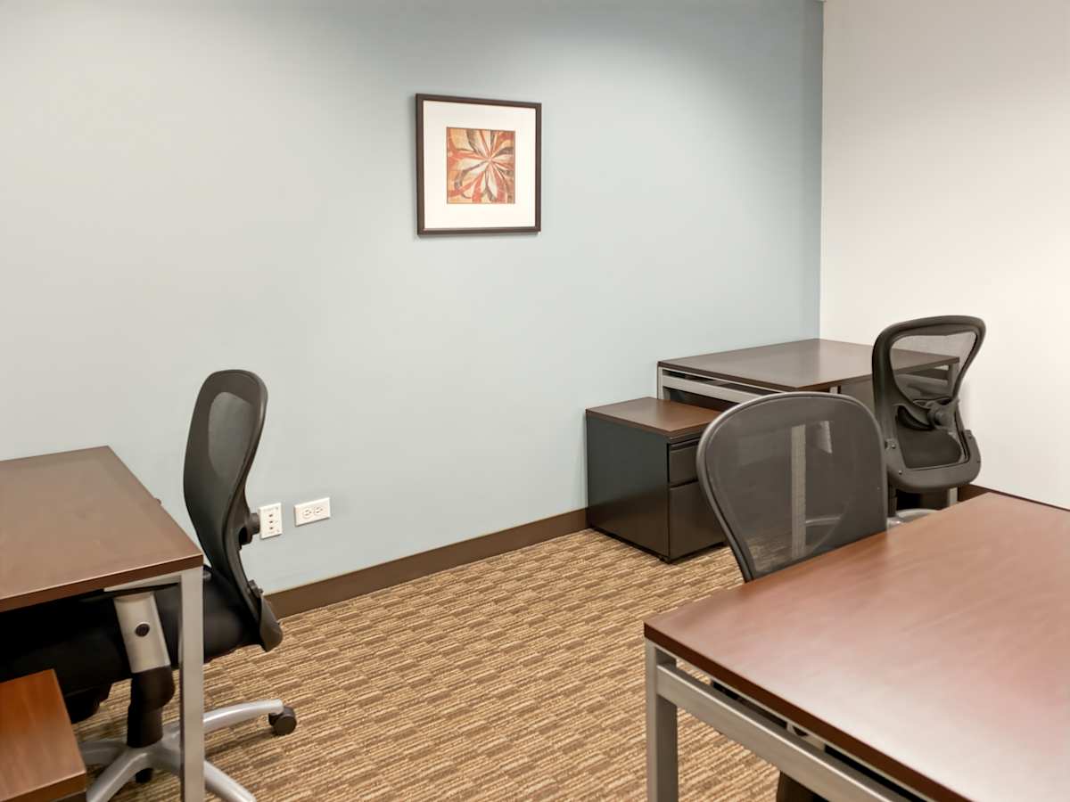 Executive Towers West photo 3