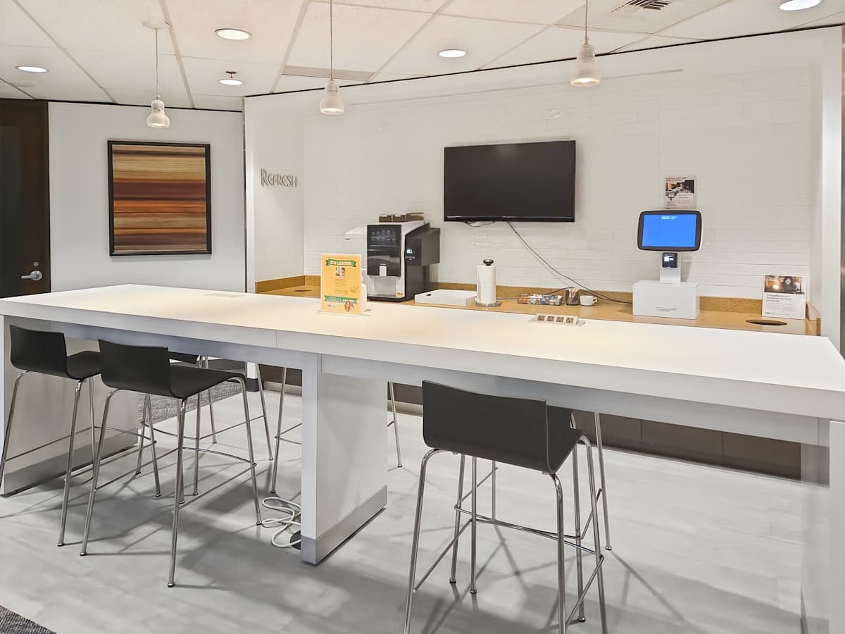Ridgewood Corporate Square photo 2