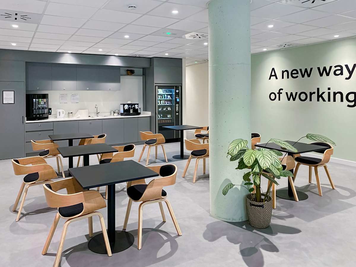 Regus - Rivas Square Garden photo 10