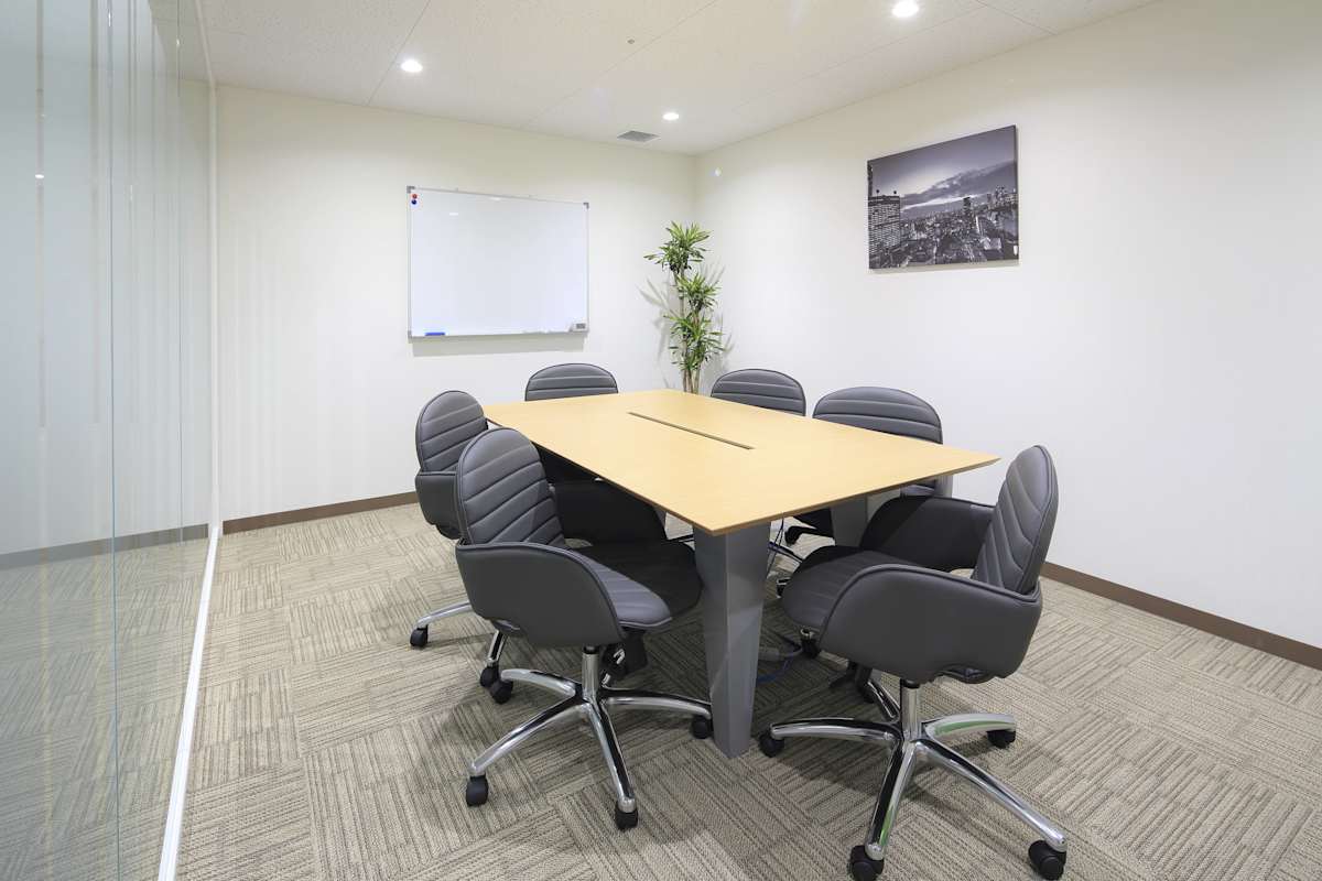 Regus - Yagihyo Tenmacho Building photo 6