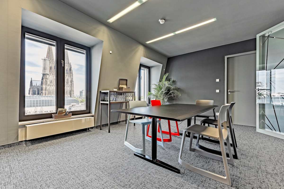 Design Offices Köln, Dominium photo 4