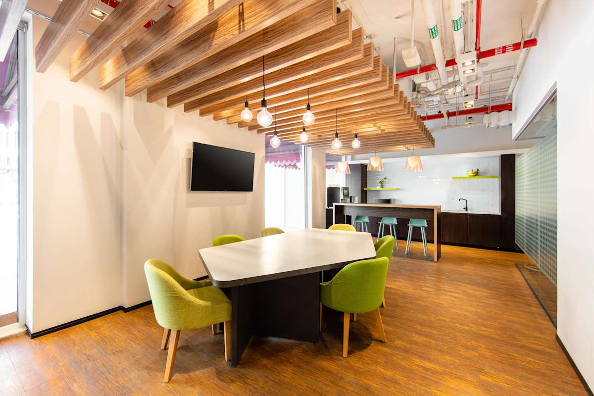 Regus - The Pearl photo 5