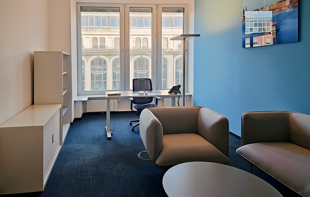 Regus Neuer Wall 50 photo 8