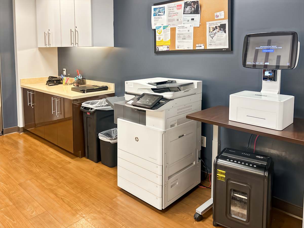 999 Corporate Drive photo 4