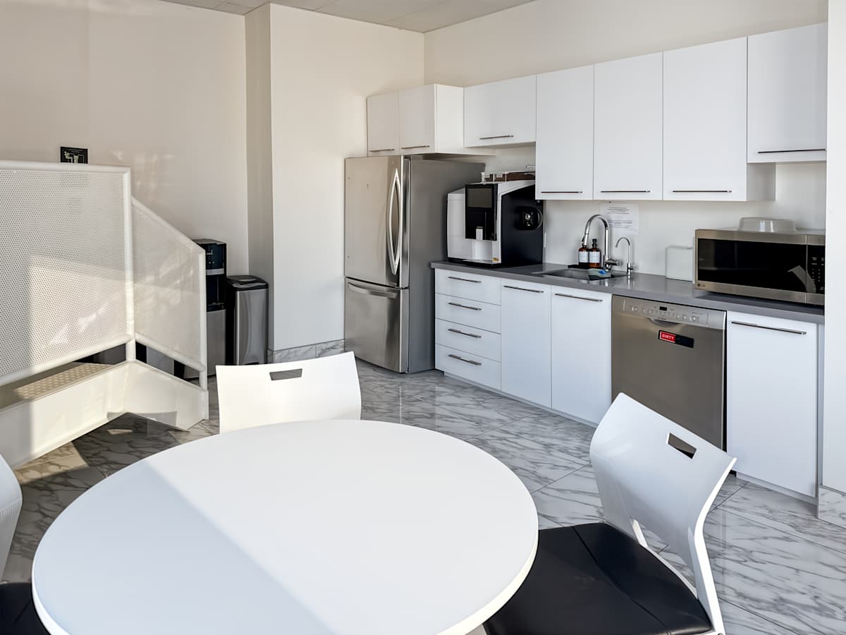 240 Saint-Jacques Street photo 7