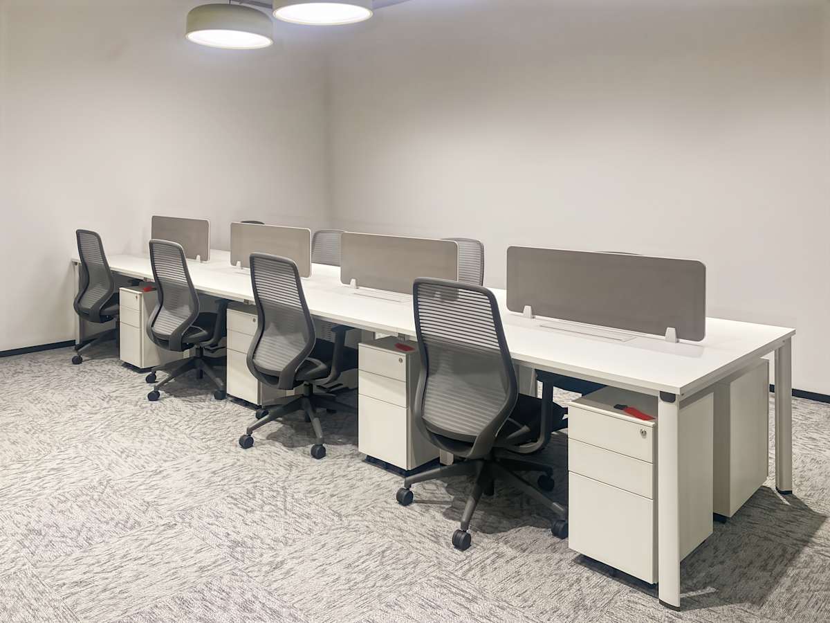 Regus - EIC photo 5