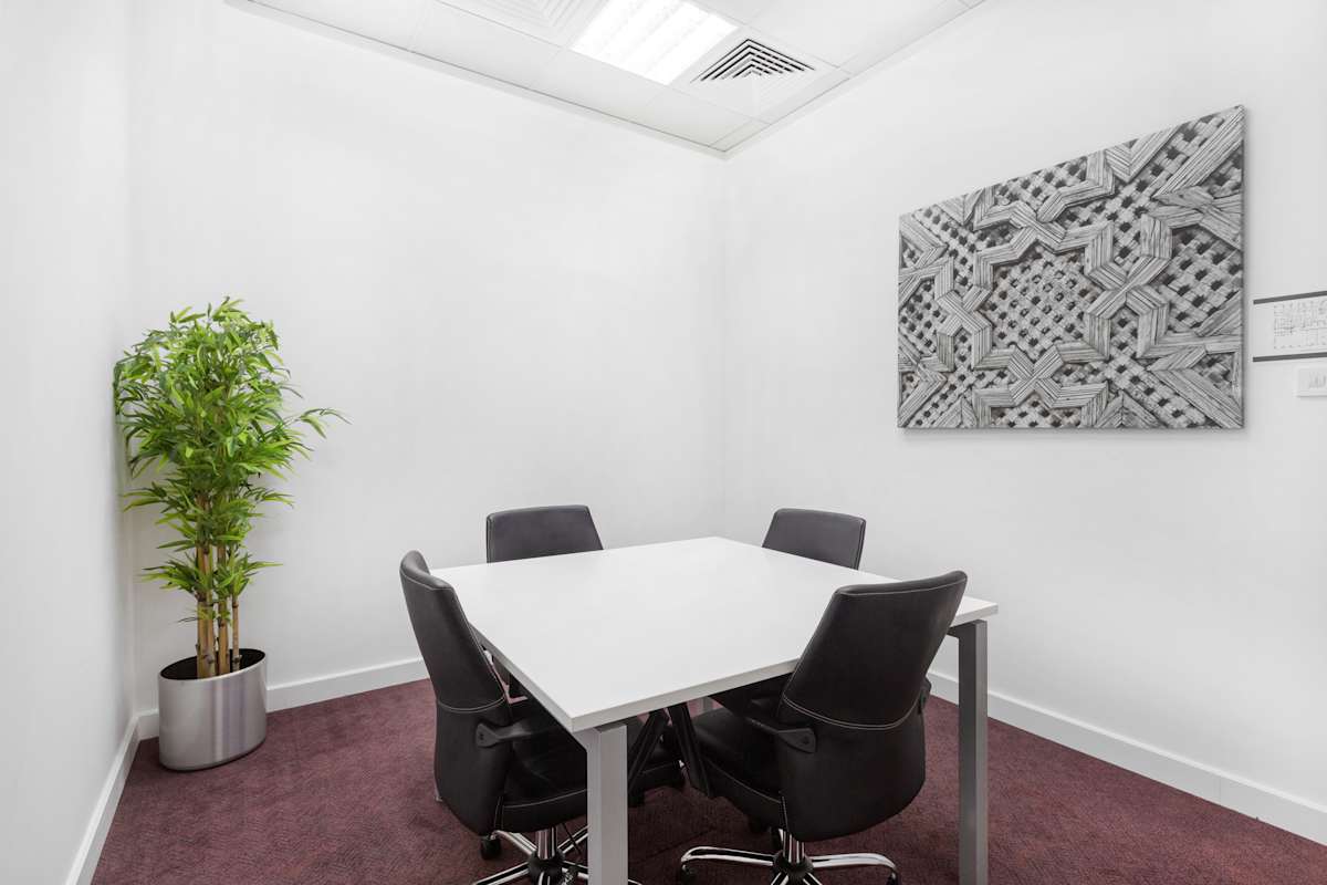 Regus - Dohat Al Adab photo 4