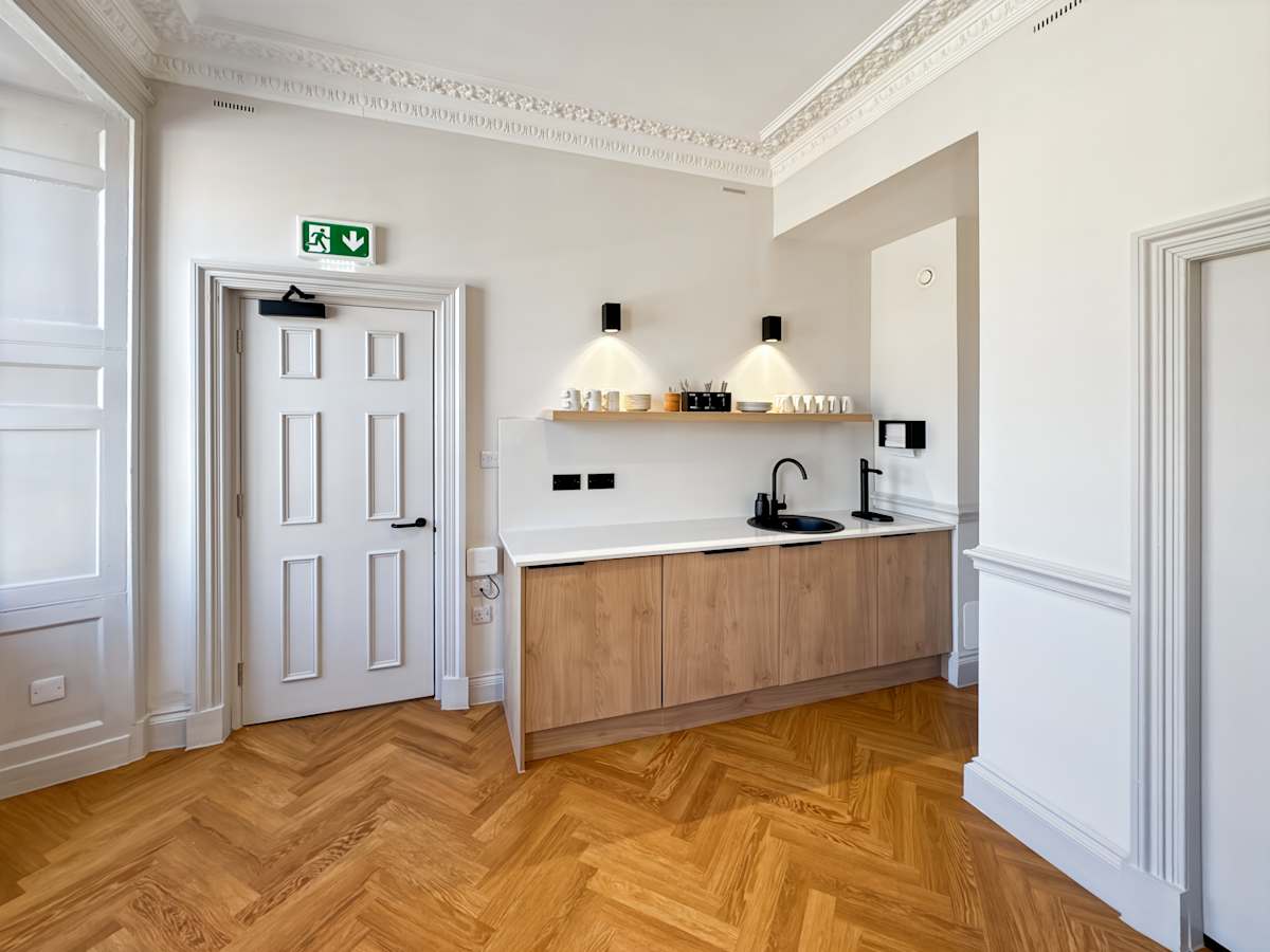 6 Waterloo Place photo 10