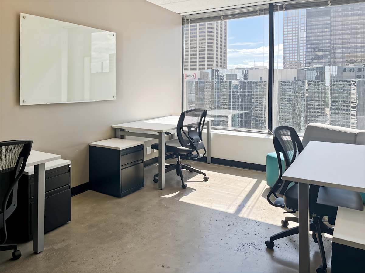 Calgary Place photo 8