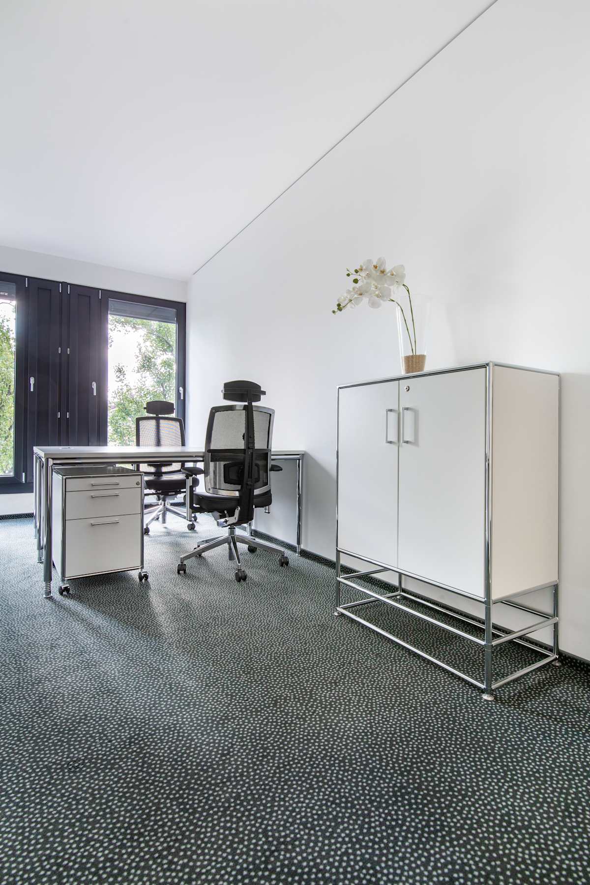 Regus - Munich, Leopoldstrasse 23 photo 2