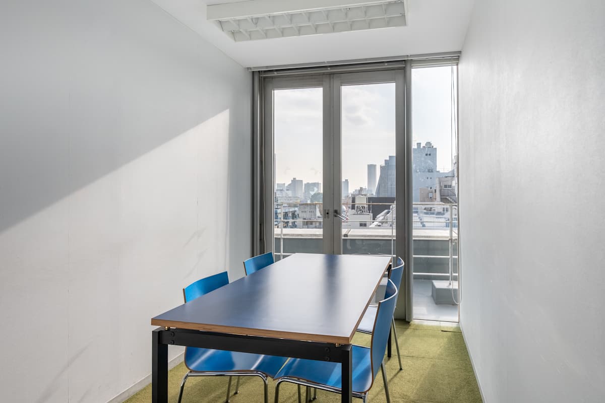 Regus - Fuji Building 40 photo 3