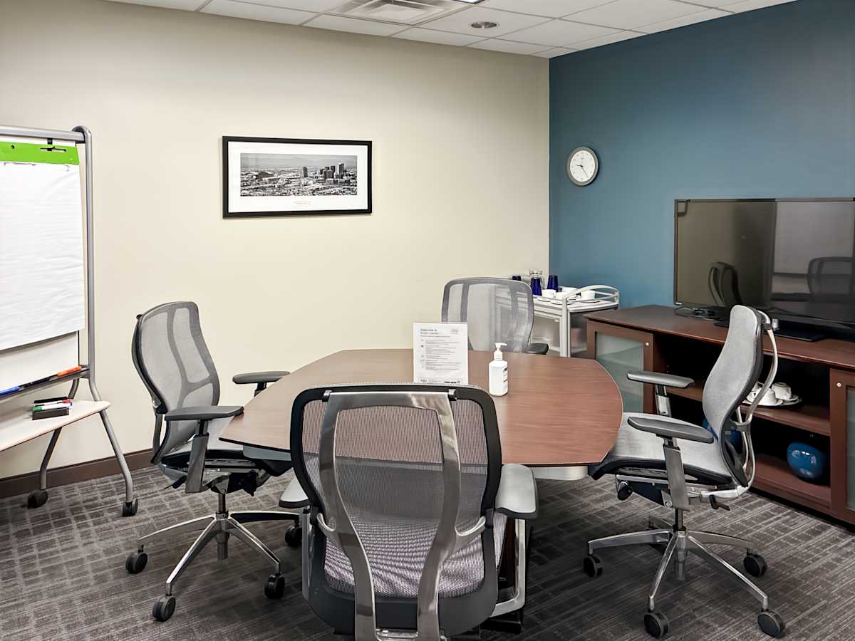 Eagleview Corporate Center photo 3
