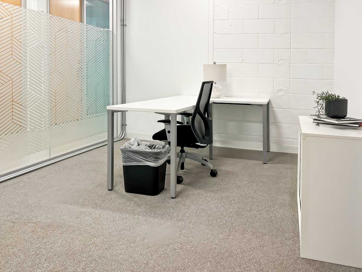Spaces - 307 West Tremont Avenue photo 11