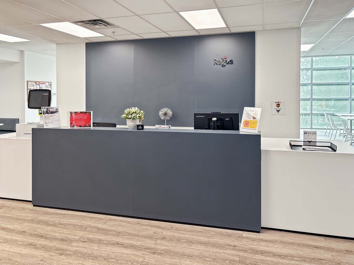 303 Congressional Blvd photo 6