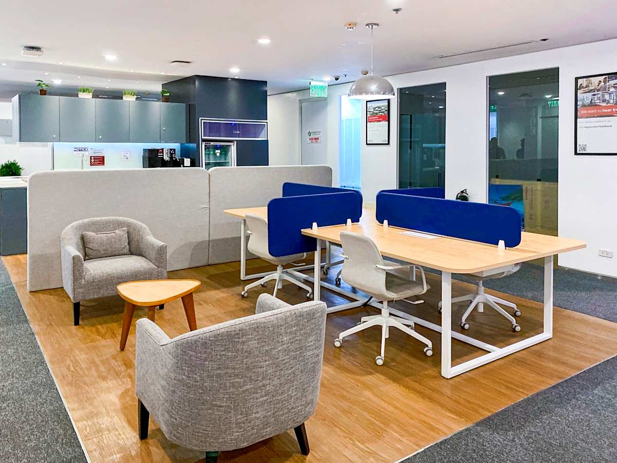 One E-com Center photo 4