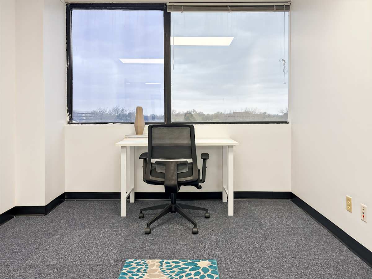 One Corporate Place photo 5