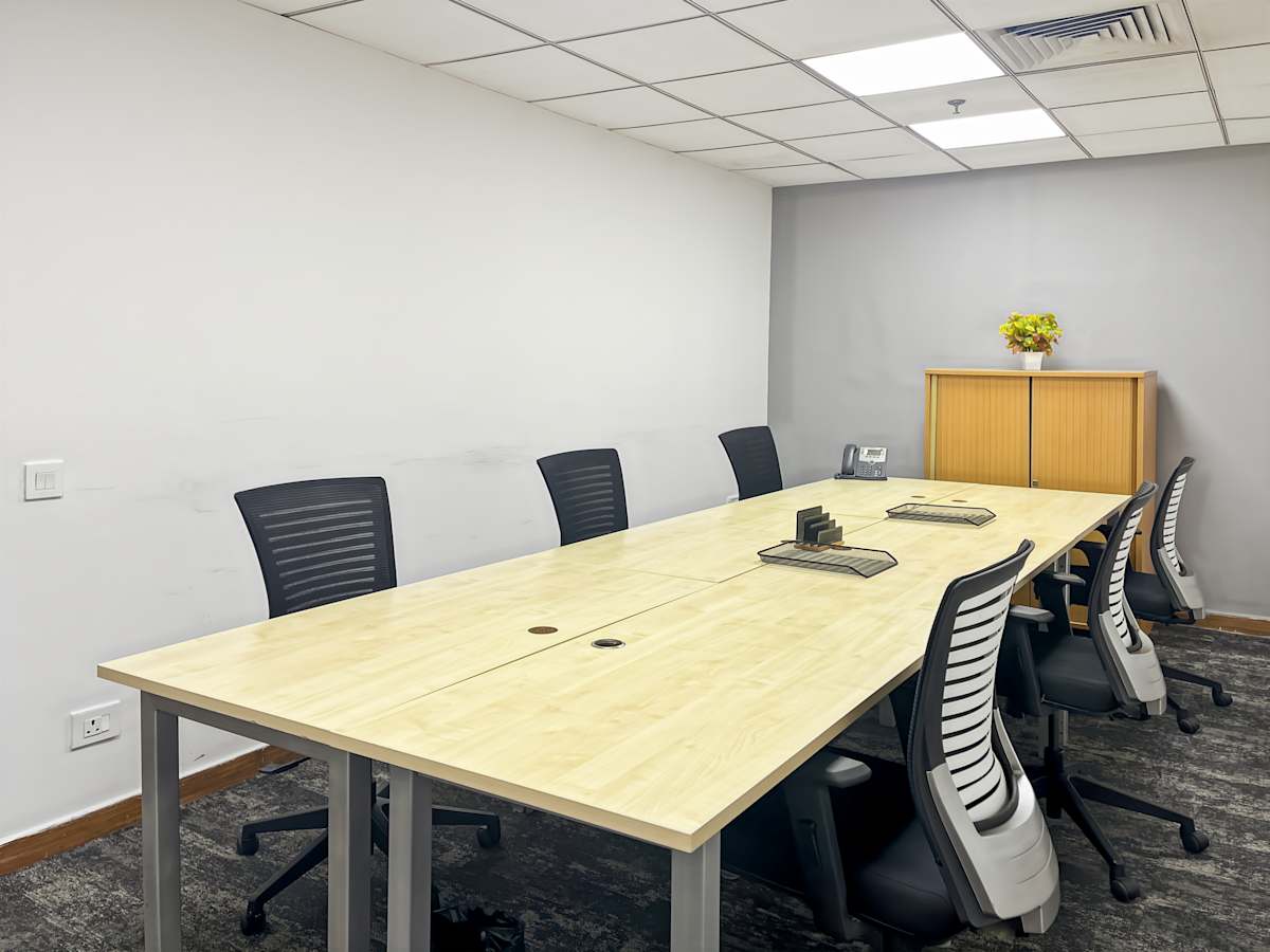 Eros Corporate Tower photo 6