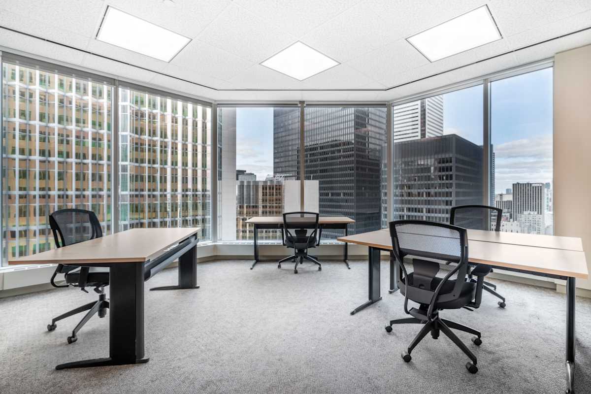 TD Canada Trust Tower photo 4