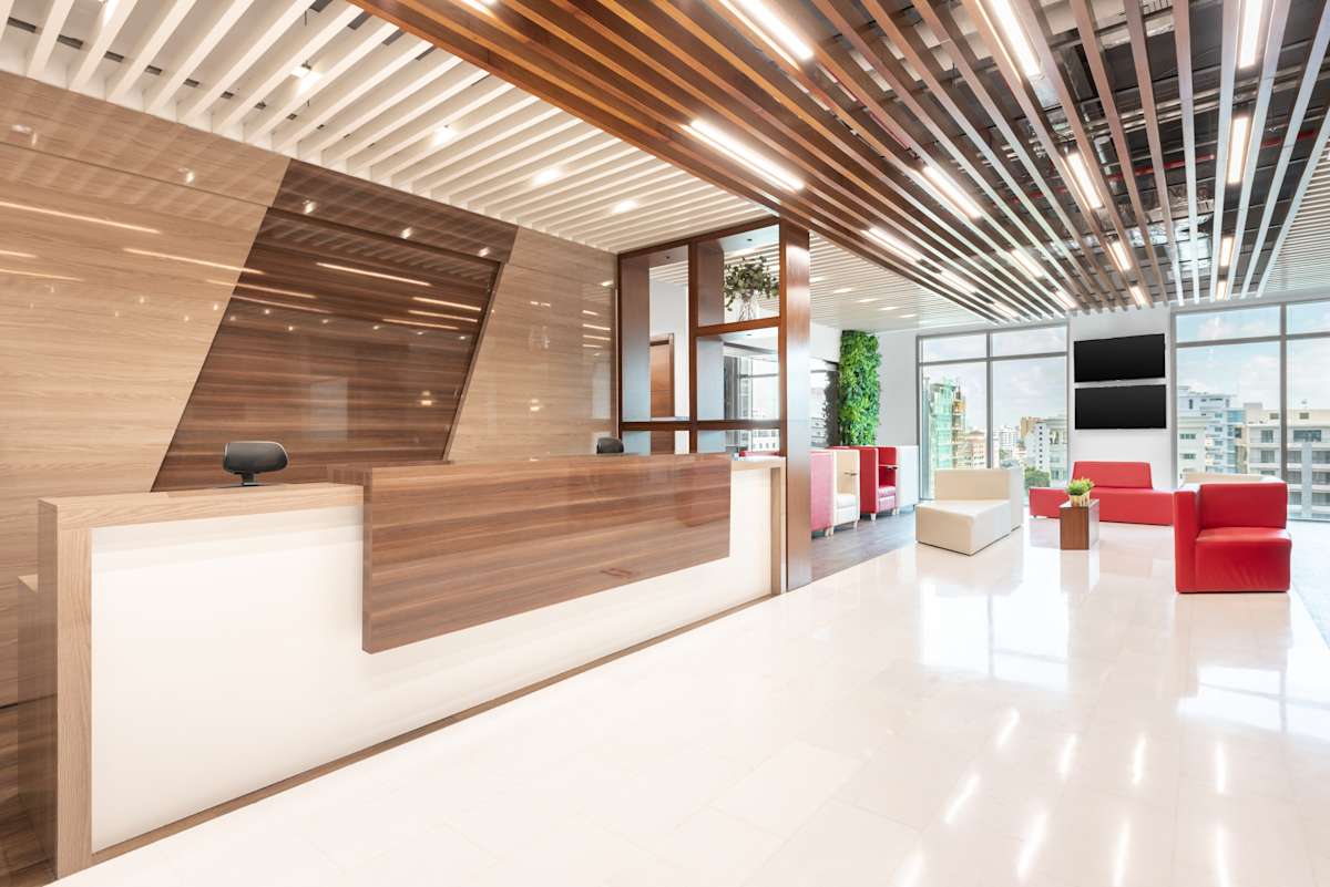Roble Corporate Center photo 3