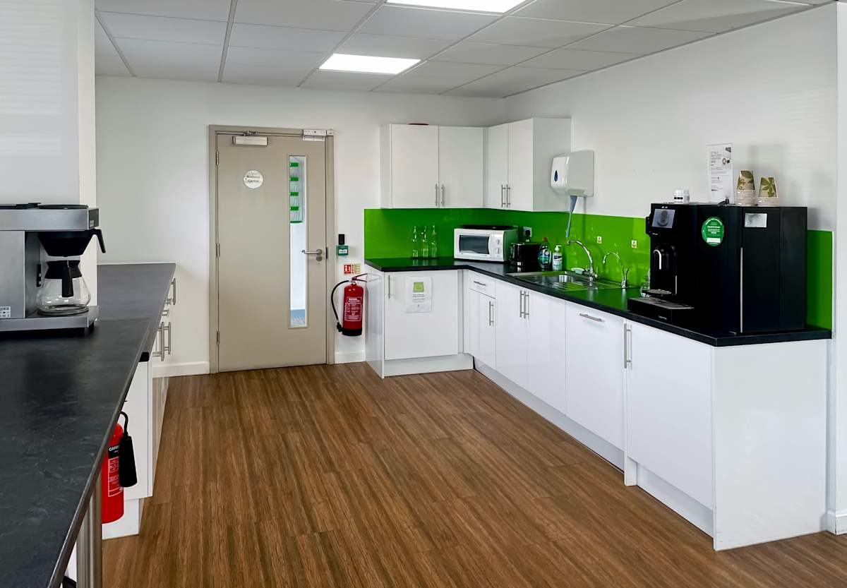 Regus - Havant, Harts Farm Way photo 8