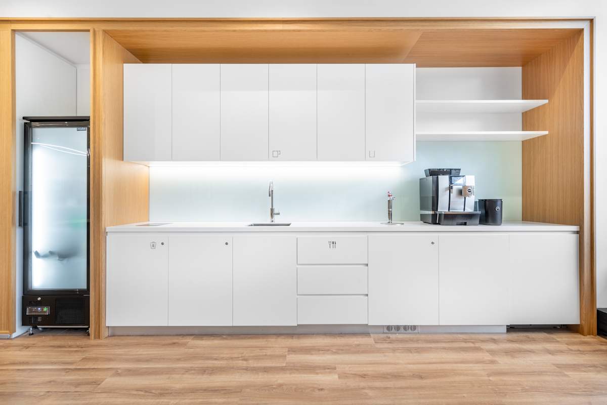 155 Fanshawe Street photo 10