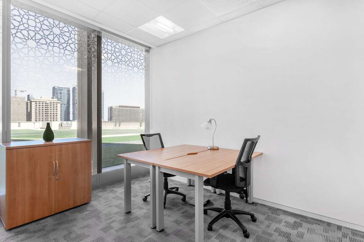 Standard Chartered Tower photo 1