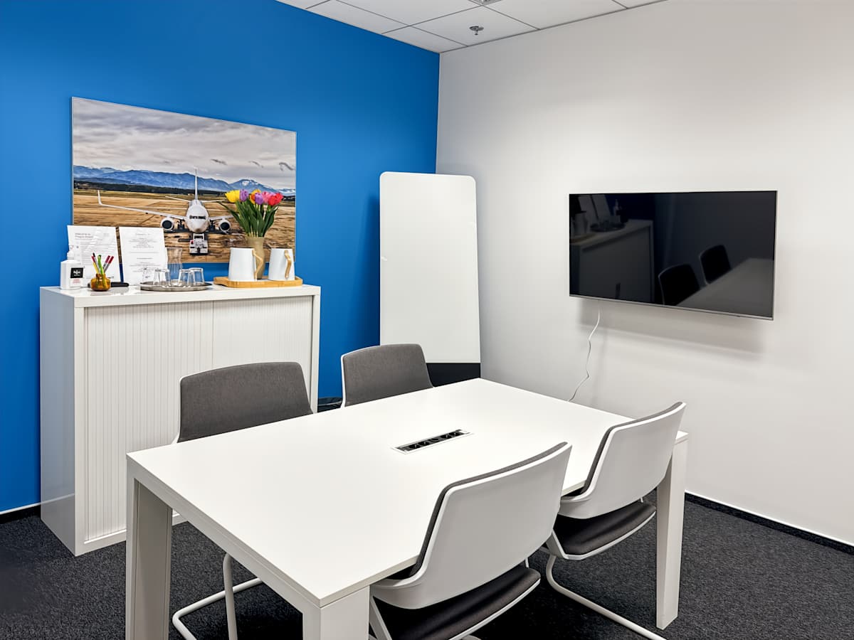 Regus - Prague Airport photo 3