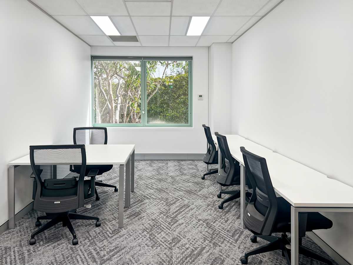 166 Epping Road photo 9