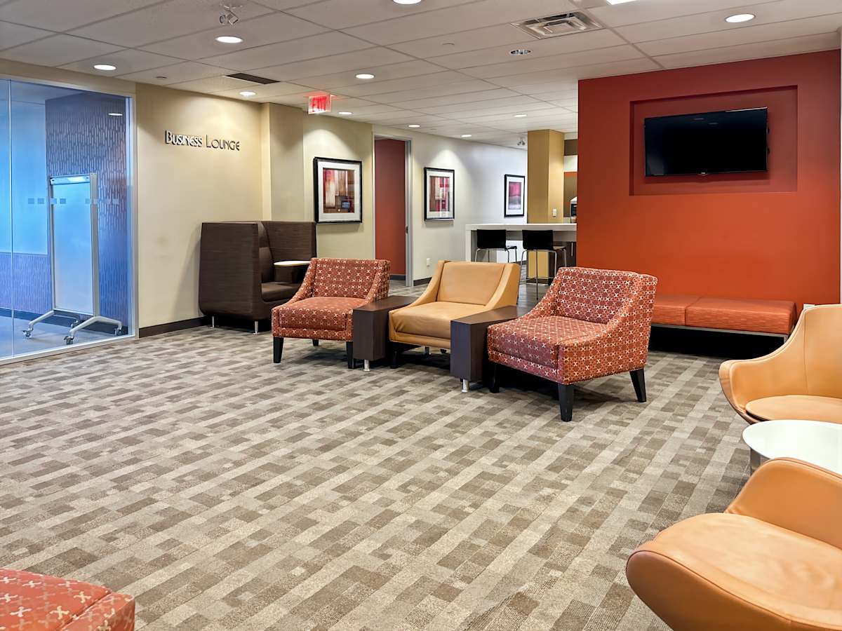 Regus - Brampton, 2 County Court Boulevard photo 9