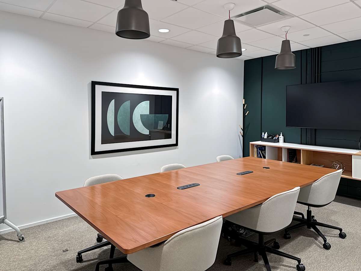 Spaces - 307 West Tremont Avenue photo 9