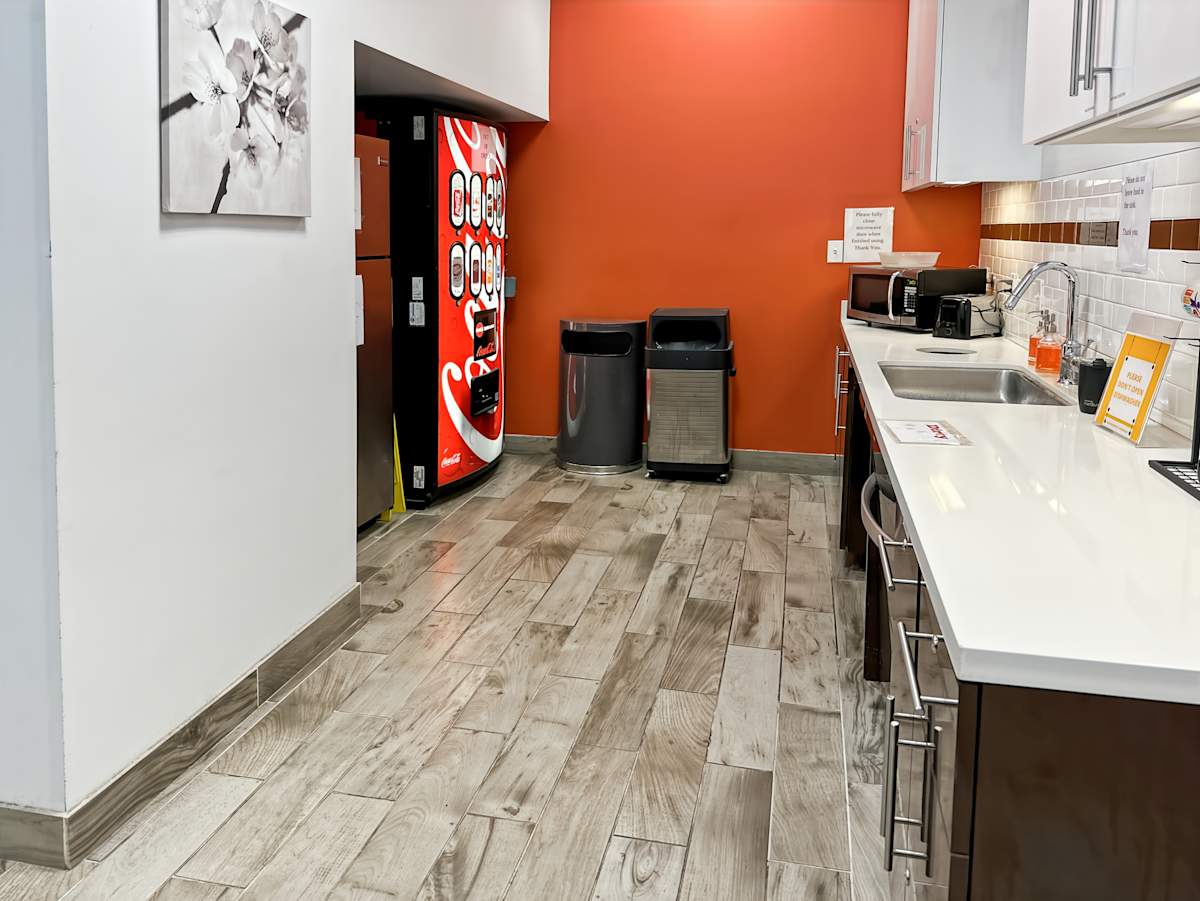800 West El Camino Real photo 6