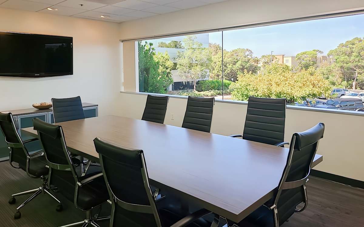 Regus - Carlsbad, Palomar Airport Road photo 3