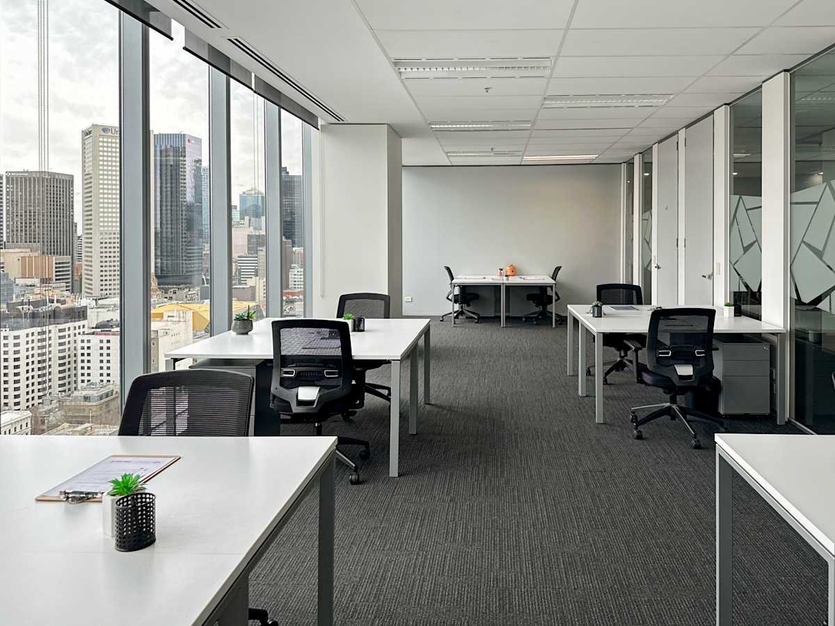 180 Lonsdale Street photo 10