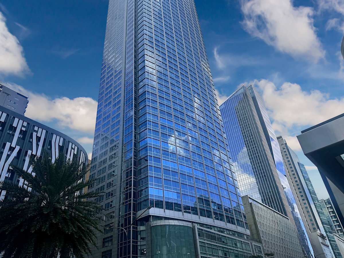 PBCom Tower photo 1