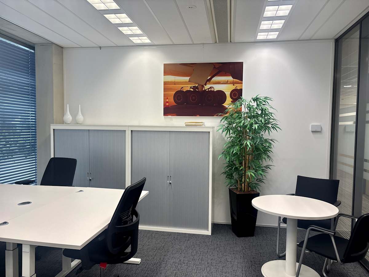 Regus - Rotterdam Airport photo 7