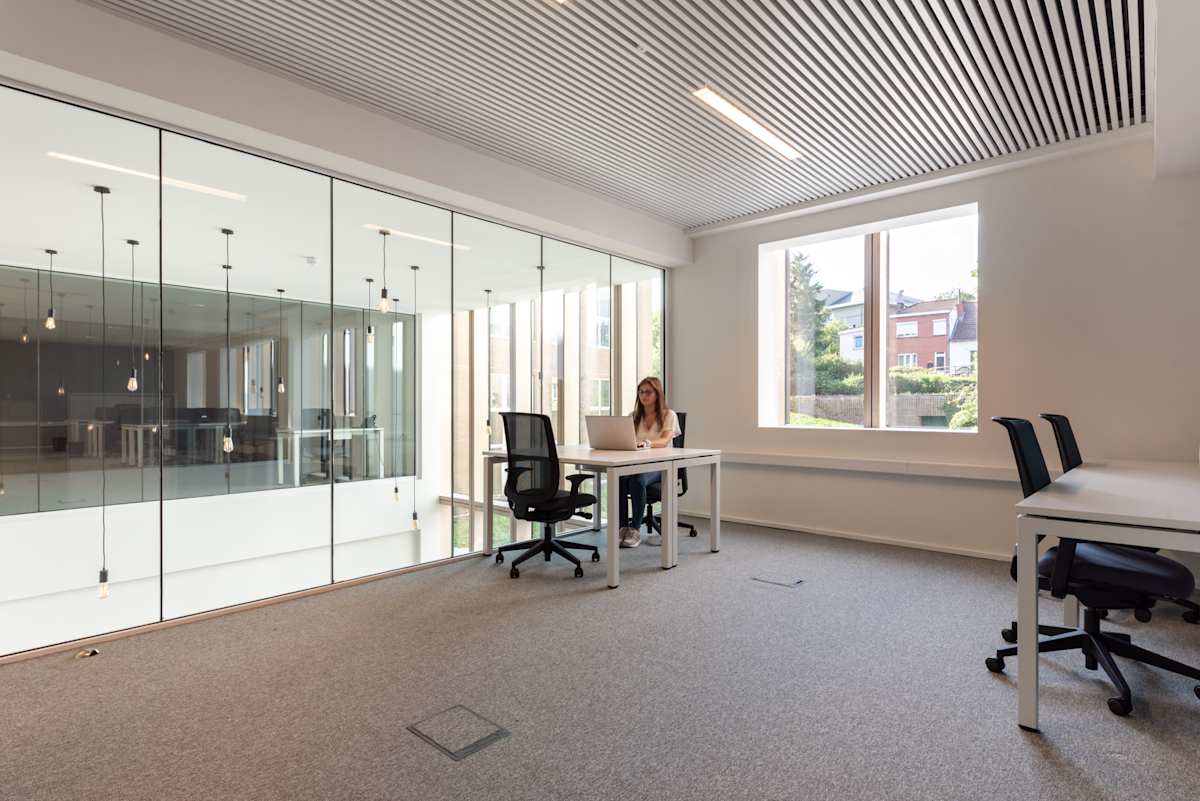 Regus - Brussels, Hermann Debroux photo 11