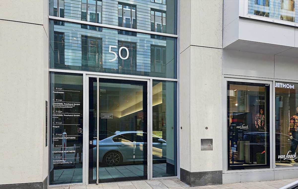 Regus Neuer Wall 50 photo 1