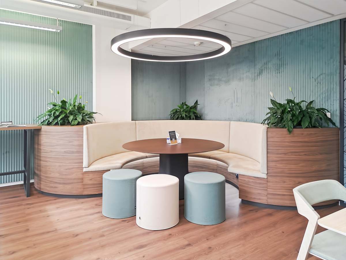 Regus - Lomnického photo 11