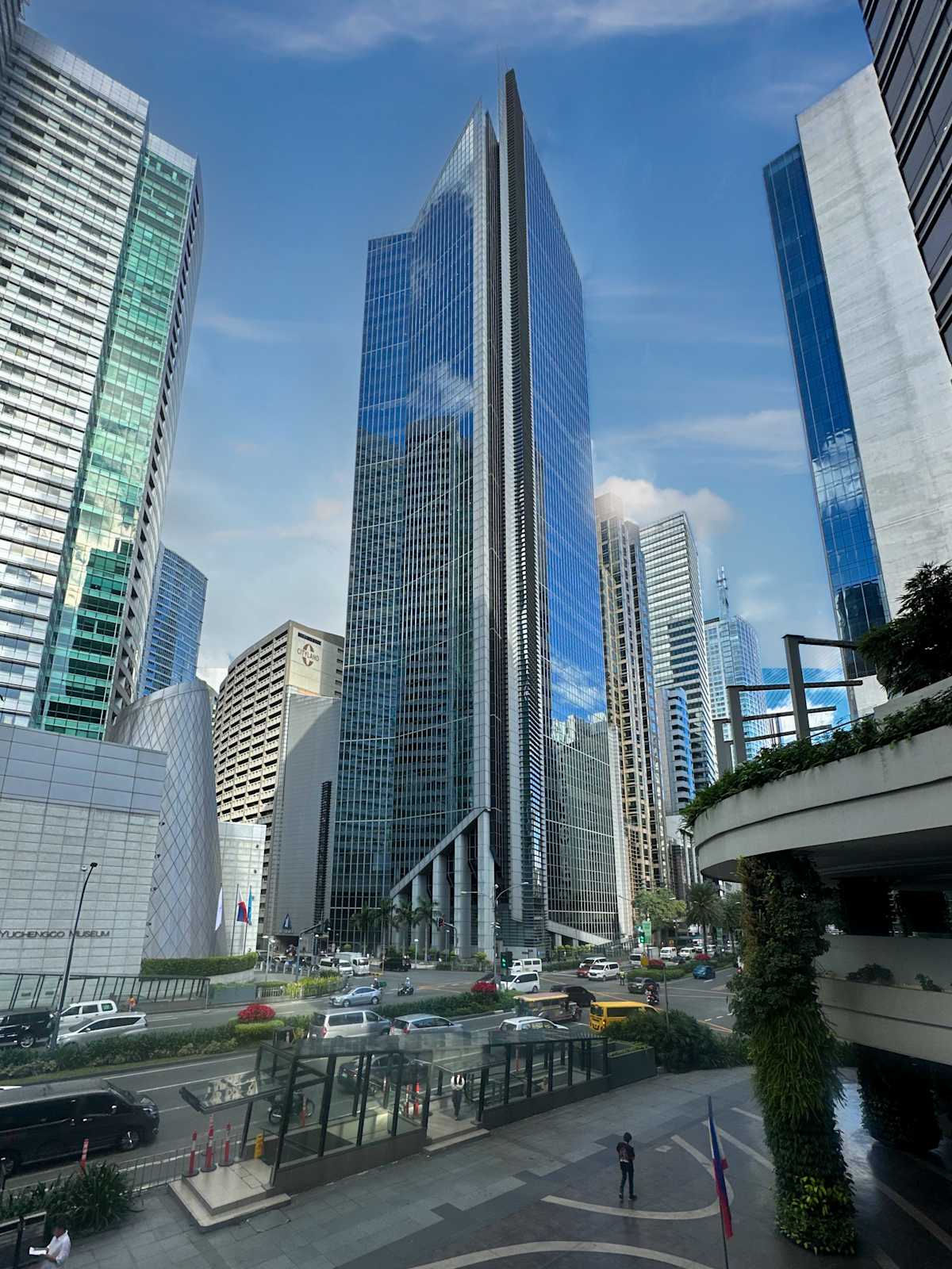 GT Tower International photo 4