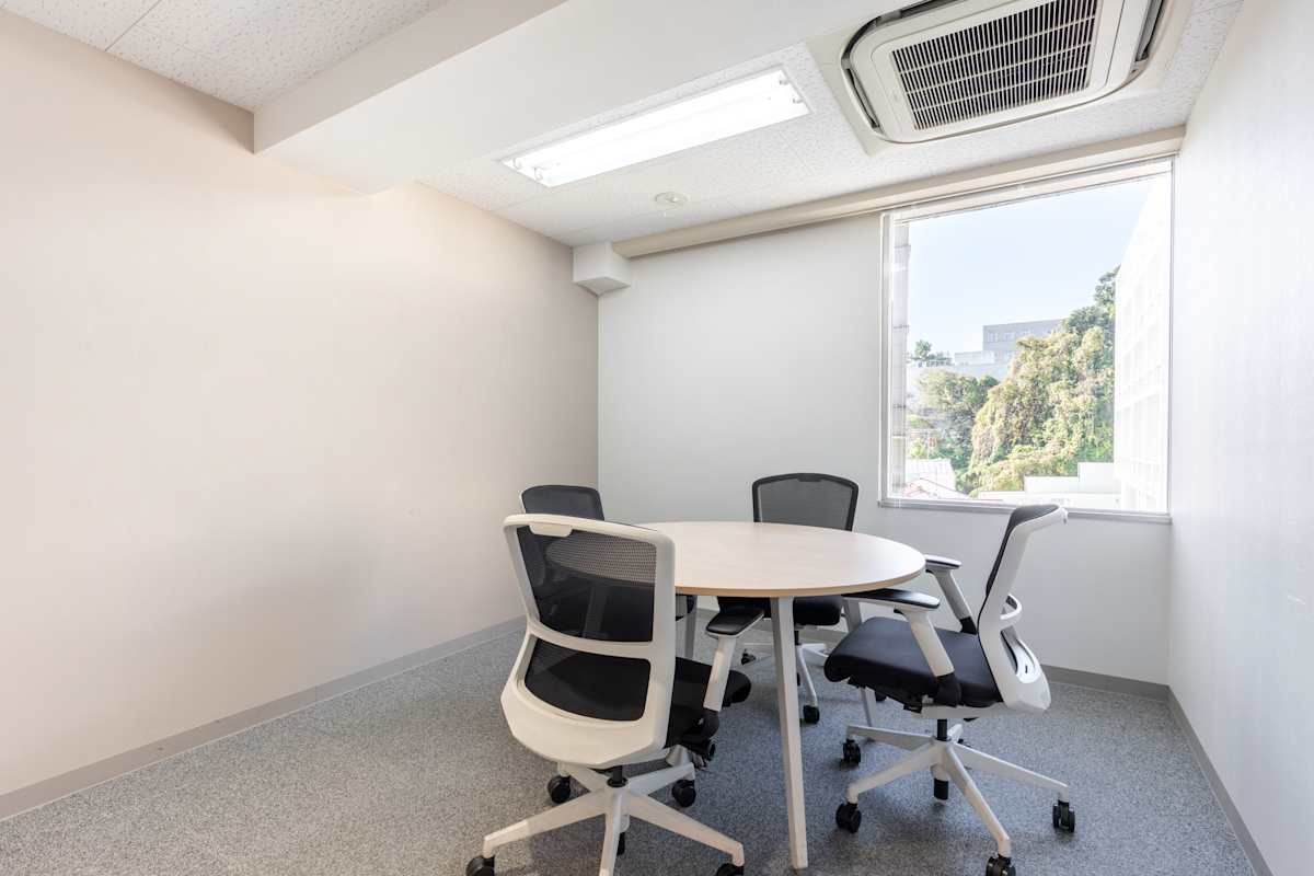 Regus - Hiroo photo 7