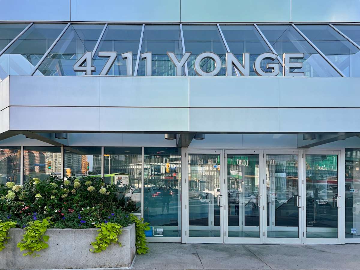 4711 Yonge Street photo 1