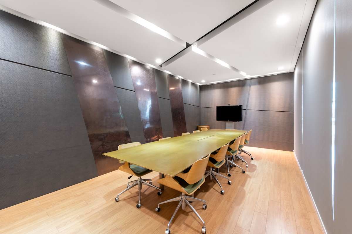 Regus - Metropolis Tower photo 7